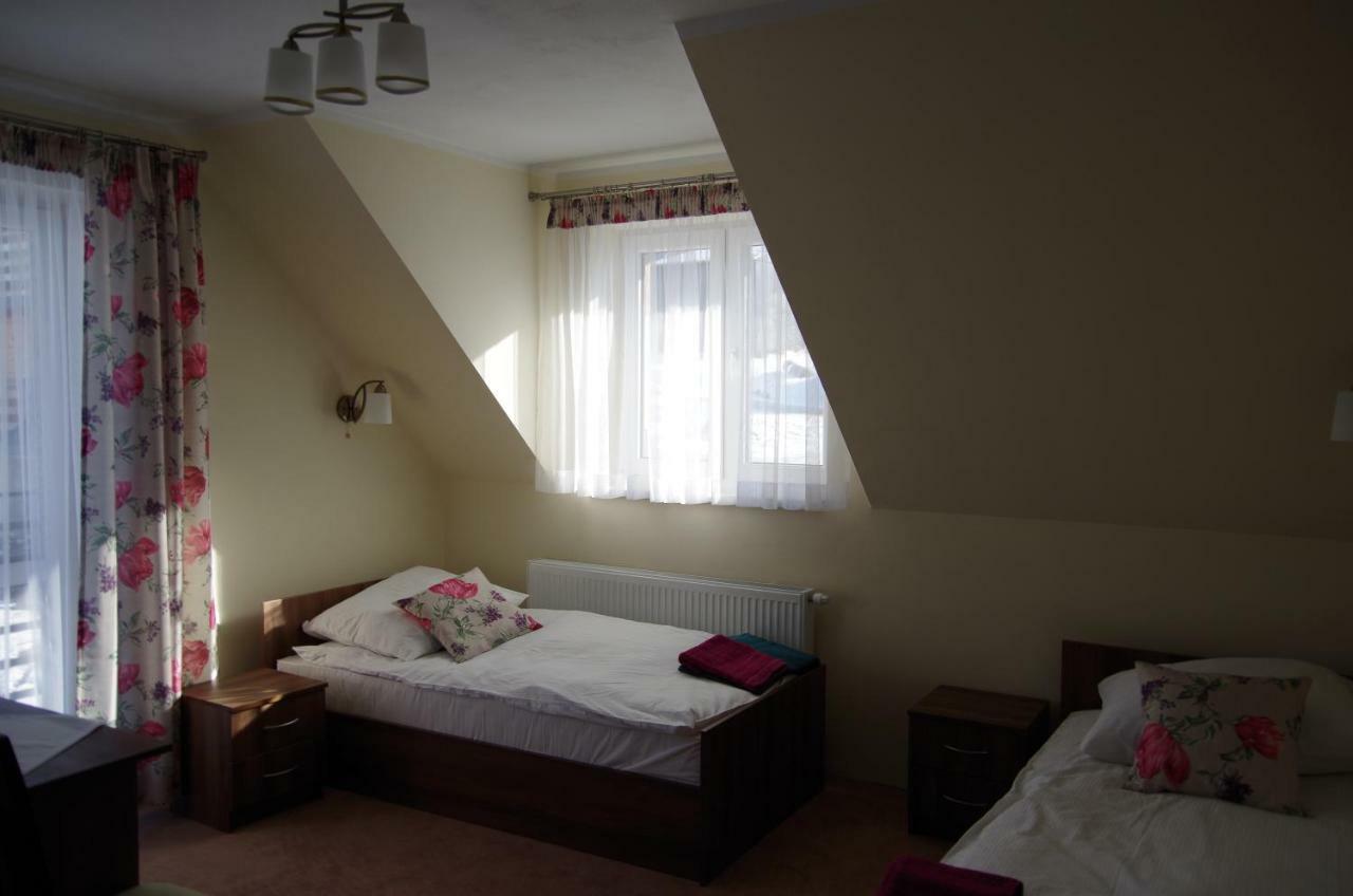 Willa Rembisz Lapsze Niżne Exterior foto