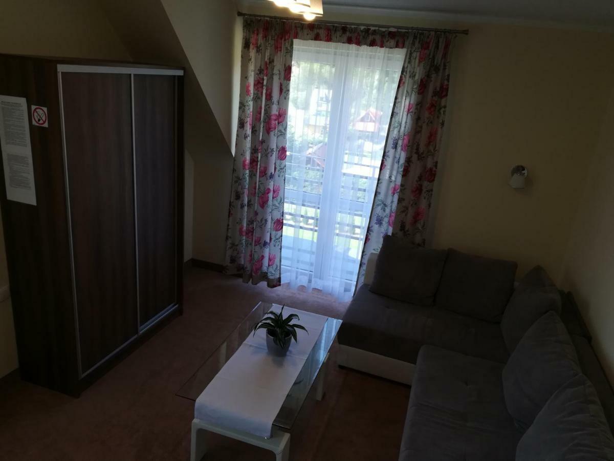 Willa Rembisz Lapsze Niżne Exterior foto